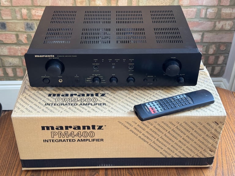 Marantz PM4400 Integrated Amplifier *with Remote* - Phono Stage - Excellent Condition - Boxed 