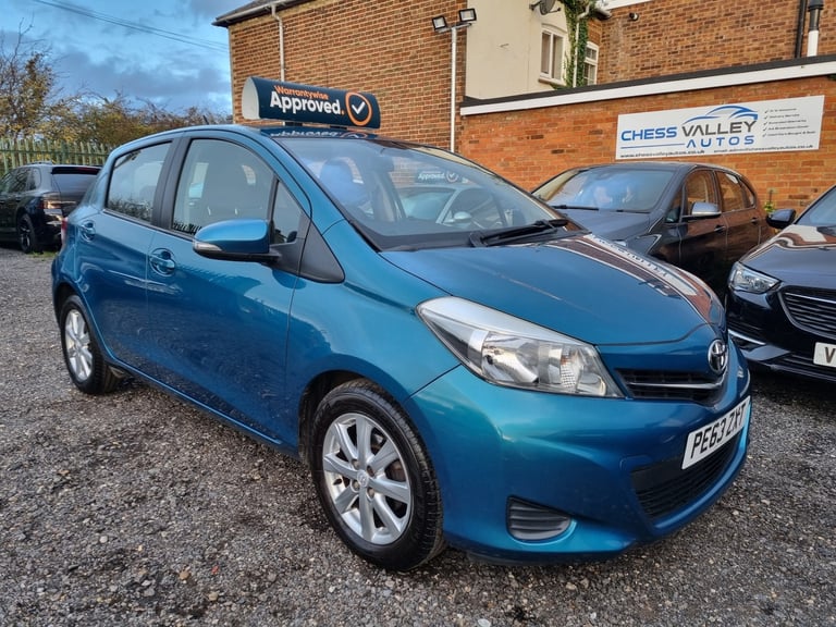 2013 Toyota Yaris 1.33 VVT-i TR 5dr Multidrive S HATCHBACK Petrol Manual