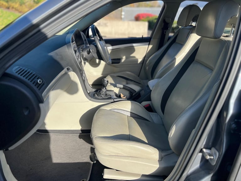 Saab 9-3 2.0T Vector 4dr Petrol Manual - Image 19