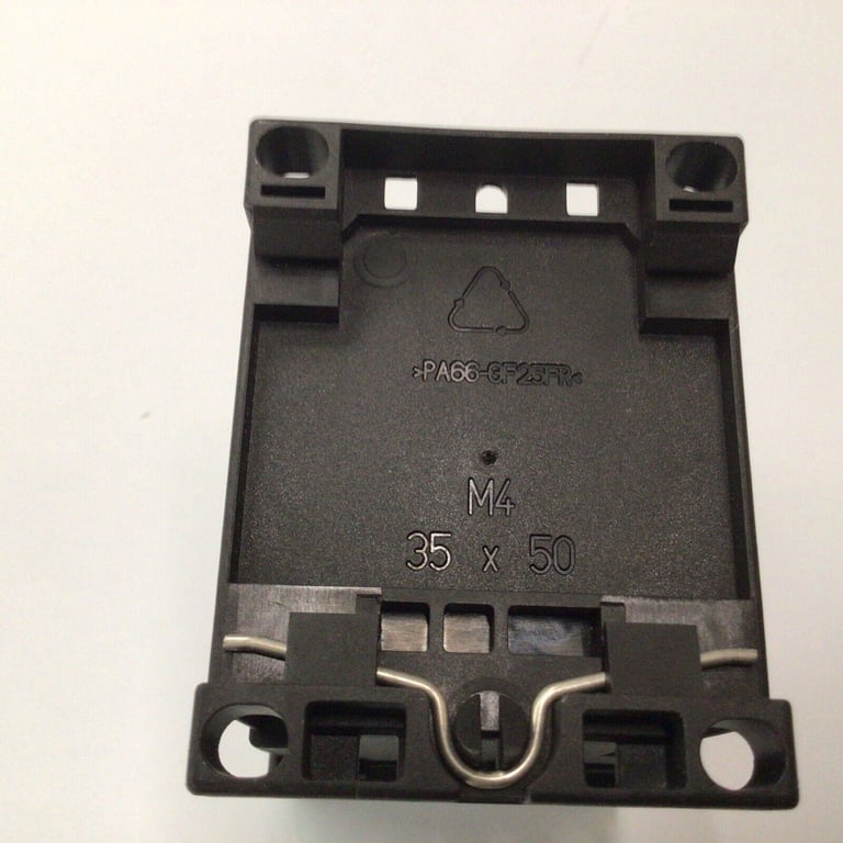Siemens Contactor 3RT1016-1AF02, 110V Coil, 3NO Contacts + 1NC Aux, New, Boxed. ML Furnaces Spares