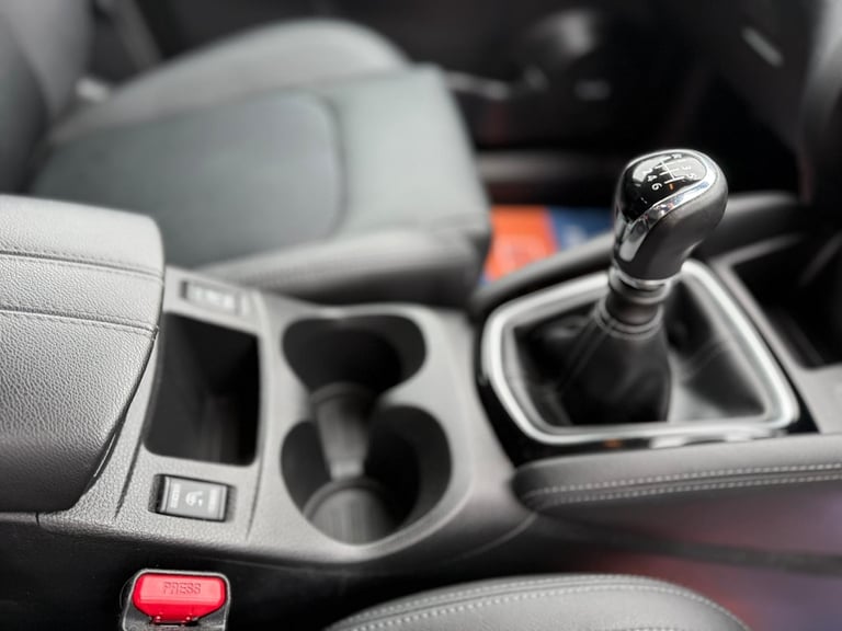 2018 Nissan Qashqai 1.5 dCi Tekna SUV 5dr Diesel Manual Euro 6 (s/s) (110 ps) SUV Diesel Manual