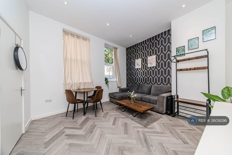 image for 1 bedroom flat in Osmond Road, Hove, BN3 (1 bed) (#2609296)