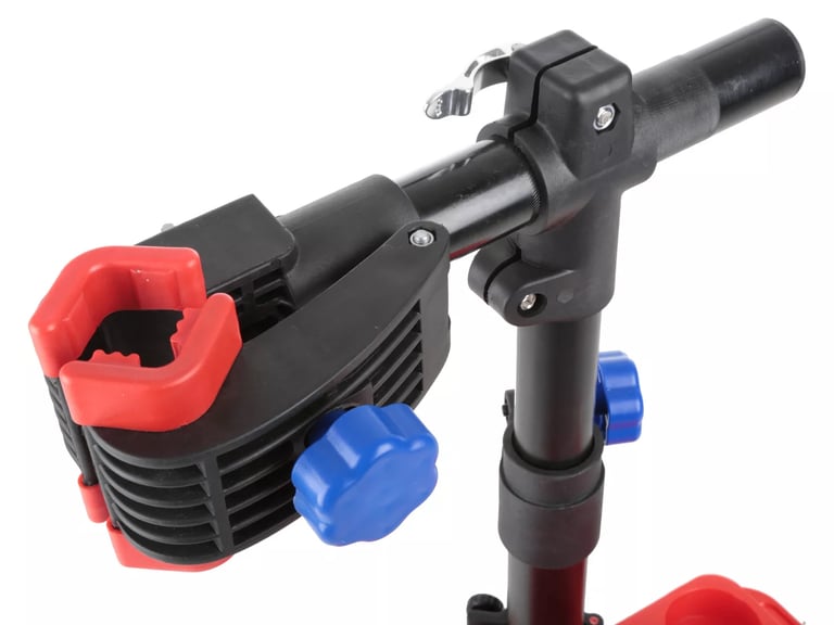 Halfords Bicycle Repair Stand.  Hardly used.  Bargain.  RRP is £45.  Bargain.