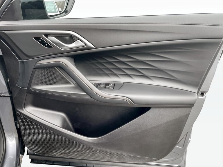 2025 MG MG HS 1.5 Hybrid+ Trophy SUV 5dr Petrol Hybrid Auto Euro 6 (s/s) (224 ps) ESTATE Petrol/E...