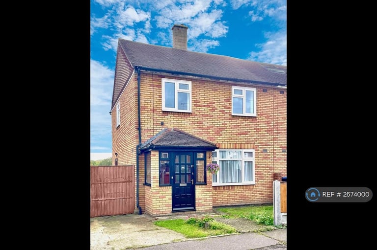 2 bedroom house in Chequers Road, Loughton, IG10 (2 bed) (#2674000)
