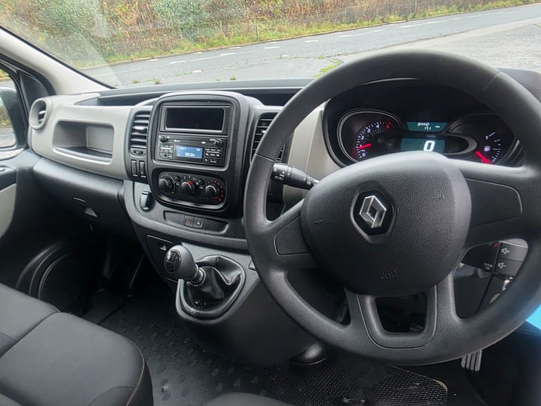 2019 renault trafic 1.6 turbo diesel full years mot low miles