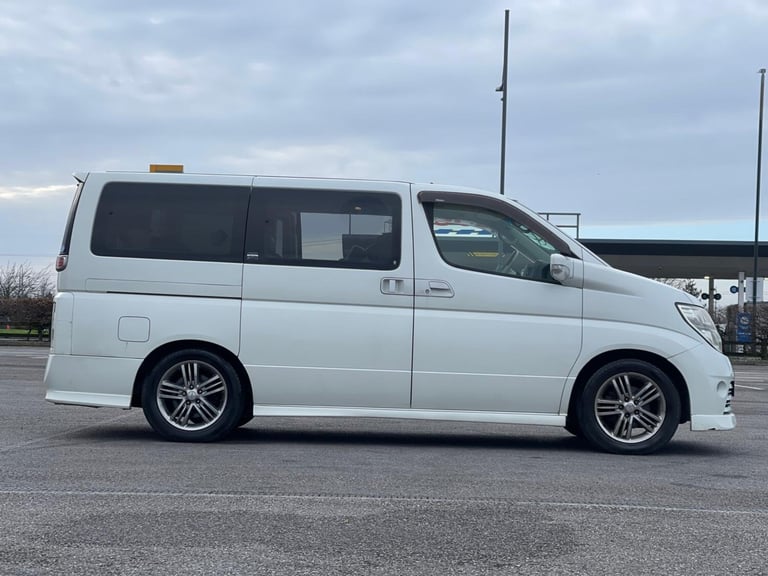 2006 NISSAN ELGRAND E51 AUTO