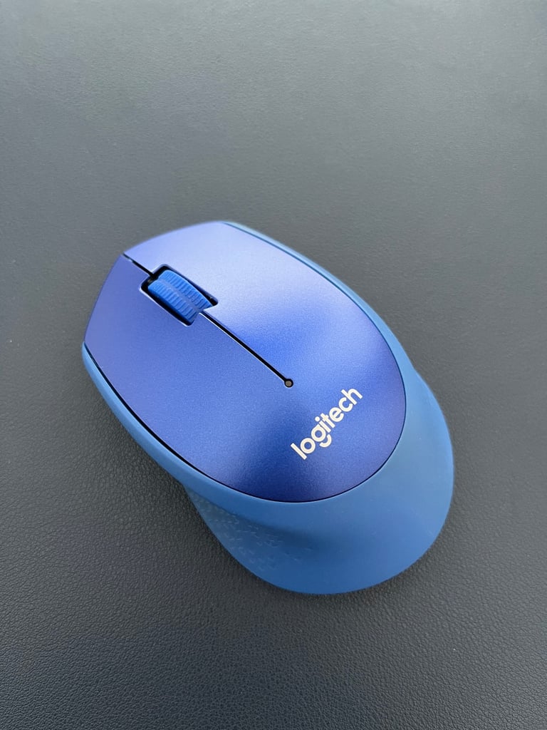 logitech M331 Silent Mouse