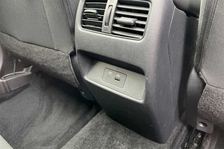 2022 Nissan Qashqai 1.3 DIG-T MH N-CONNECTA 5DR Hatchback Petrol Manual