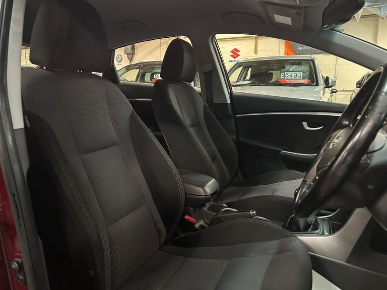 2016 Hyundai i30 1.6 CRDi Blue Drive SE 5dr HATCHBACK DIESEL Manual