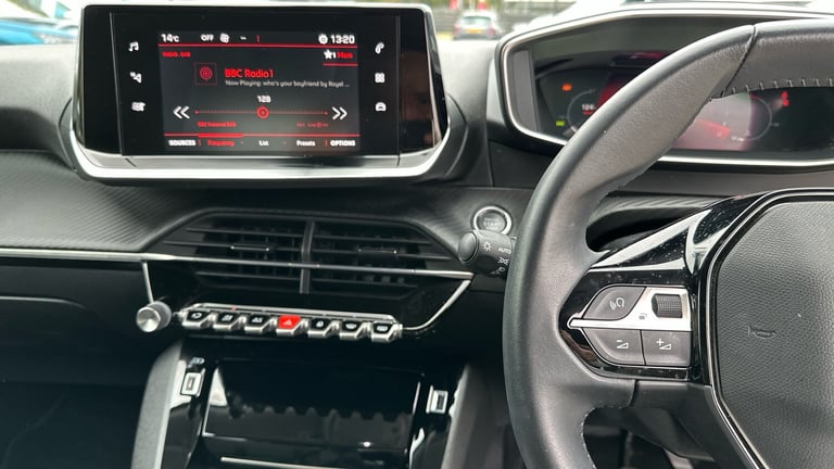 2021 Peugeot 2008 1.2 PureTech Allure Premium SUV 5dr Petrol Manual Euro 6 (s/s) (100 ps) SUV Pet...