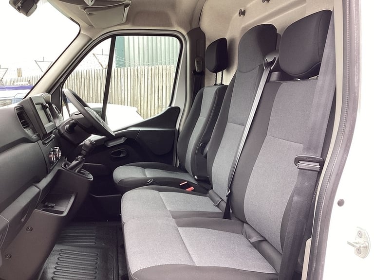 2024 Nissan Interstar dCi 35 Tekna F35 MWB M/R A/C Euro 6 MWB Panel Van Diesel Manual