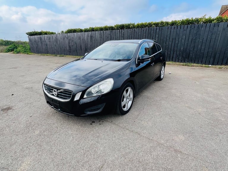 Volvo v60 t4 1.6 petrol ulez free leather cruise control reverse camera 