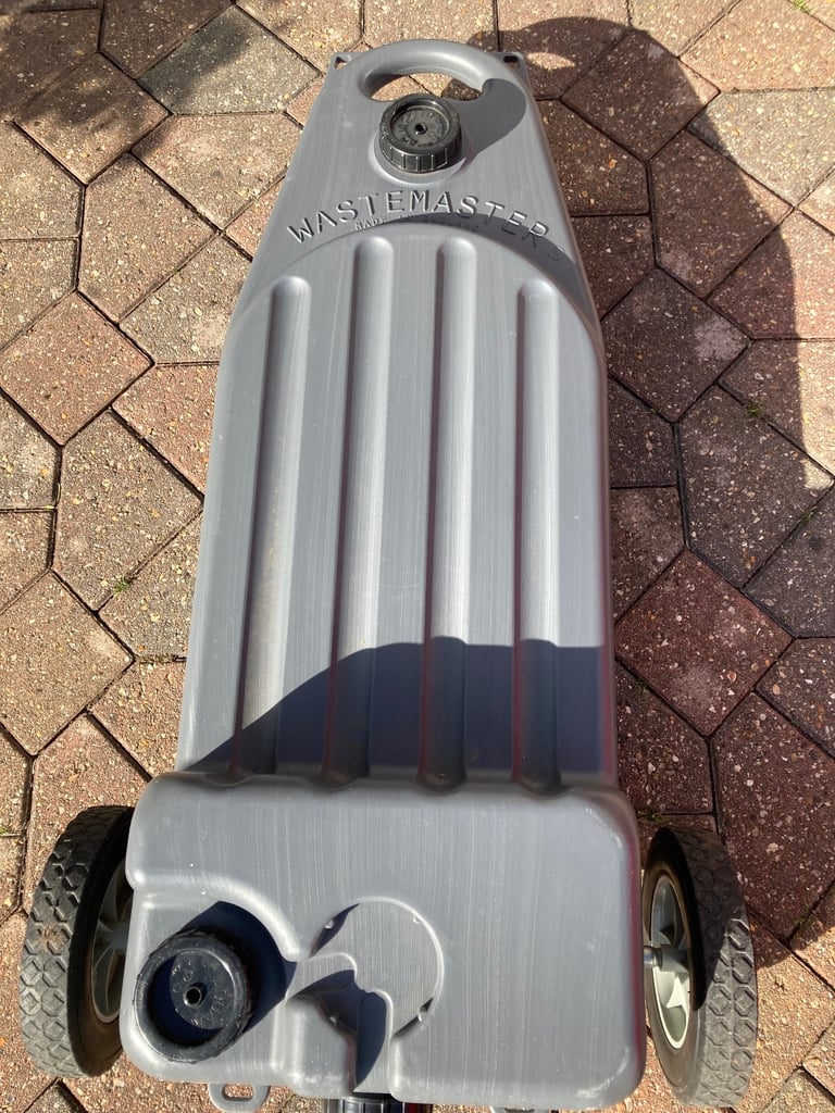 Waste master water container 