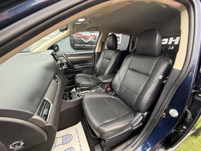 2015 Mitsubishi Outlander 2.2 DI-D GX3 SUV 5dr Diesel Auto 4WD Euro 5 (s/s) (150 ps) ESTATE Diese...