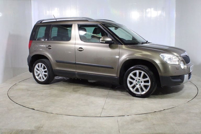 2012 61 SKODA YETI 2.0 TDI ELEGANCE SUV 5DR DIESEL DSG 4WD EURO 5 (140 PS) DIESE