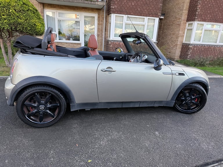 Mini sidewalk, Convertible, 2007, Manual, 1598 (cc), 2 doors