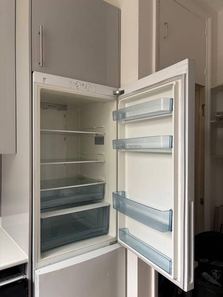 Fridge Freezer Free 