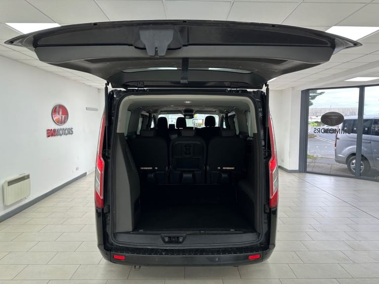 2020 Ford Tourneo Custom 2.0 EcoBlue 130ps L/R 8 Seater Titanium Auto MPV DIESEL Automatic