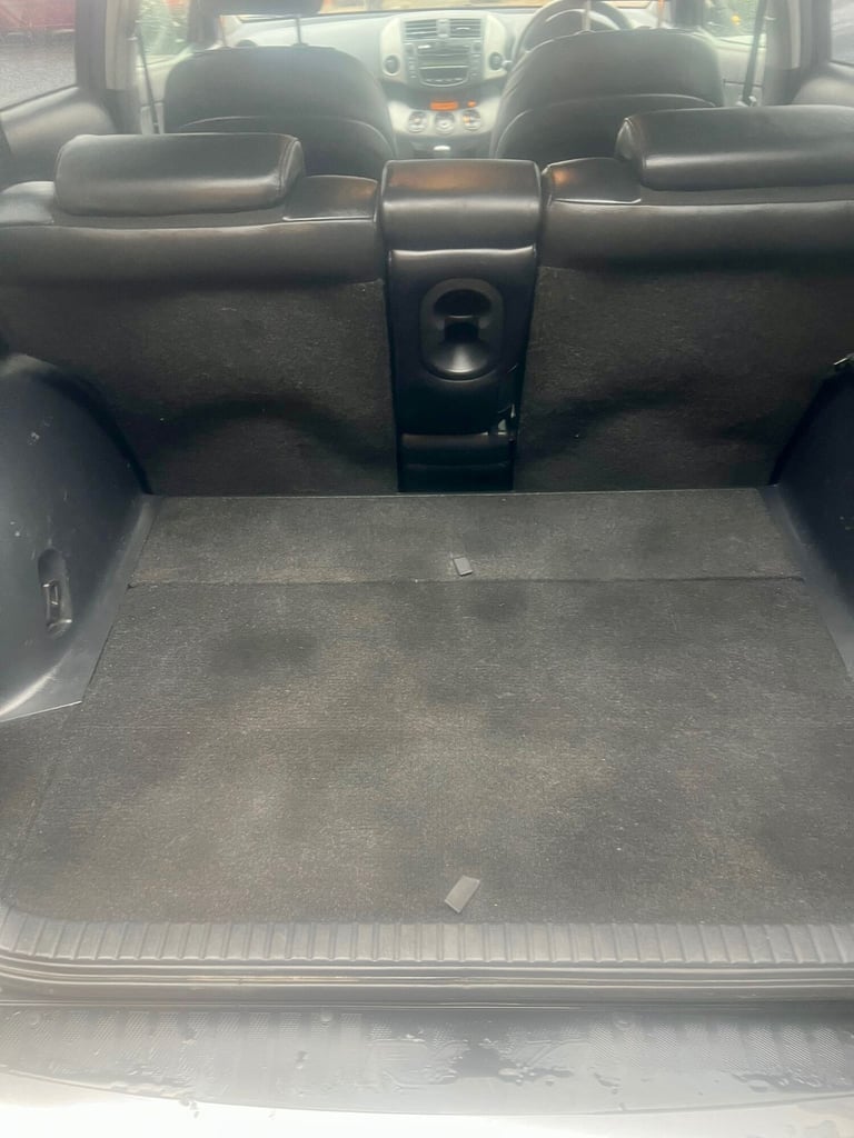 2011 Toyota RAV4 2.2 D-4D XT-R 5dr ESTATE Diesel Manual