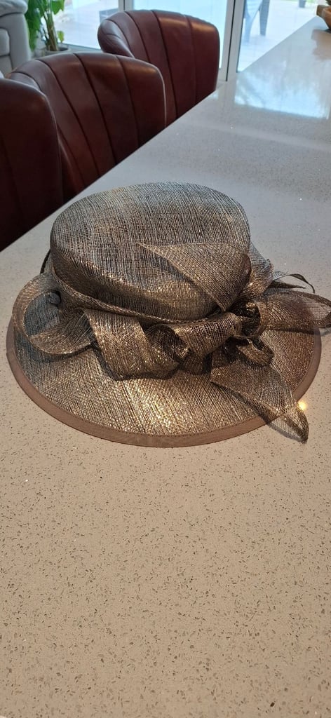 image for Wedding Hat Ladies Silver