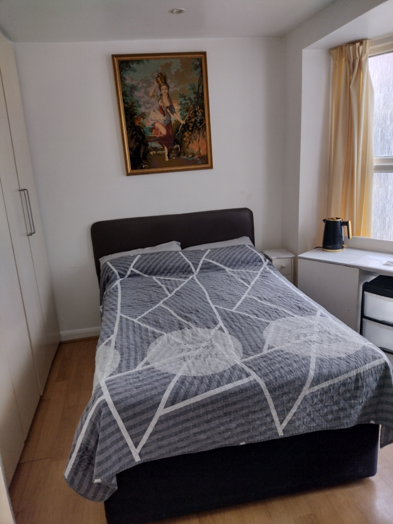 image for Nice small double room on seafront  Old Steine Kempton area