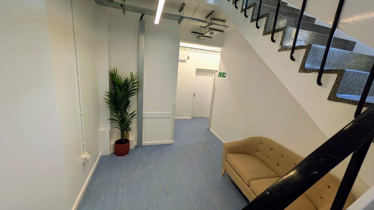 ForeStow Studios  A warm creative space for artists to rent 