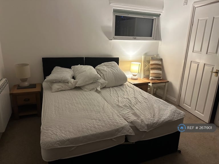 1 bedroom house in Trelander Highway, Truro, TR1 (1 bed) (#2671901)