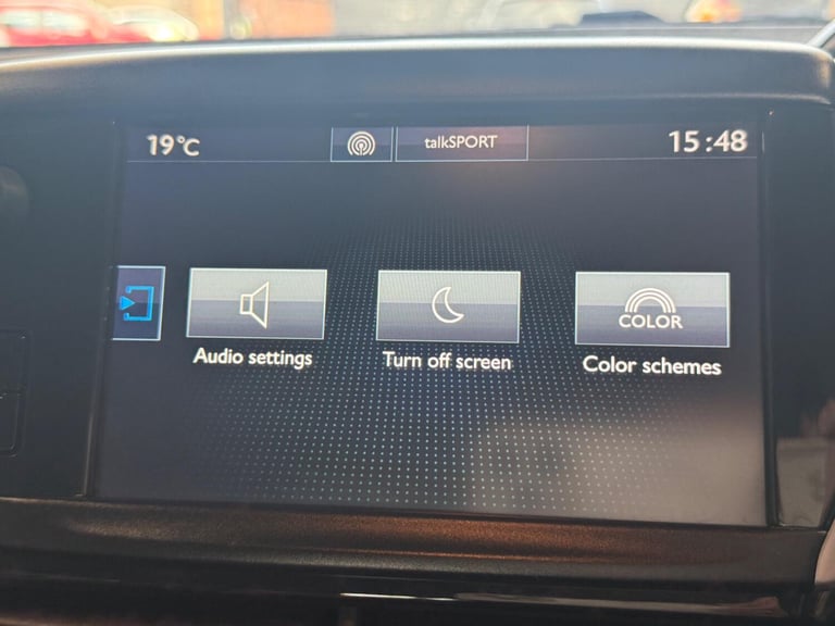 PEUGEOT 2008 1.6 BlueHDi Allure 2016