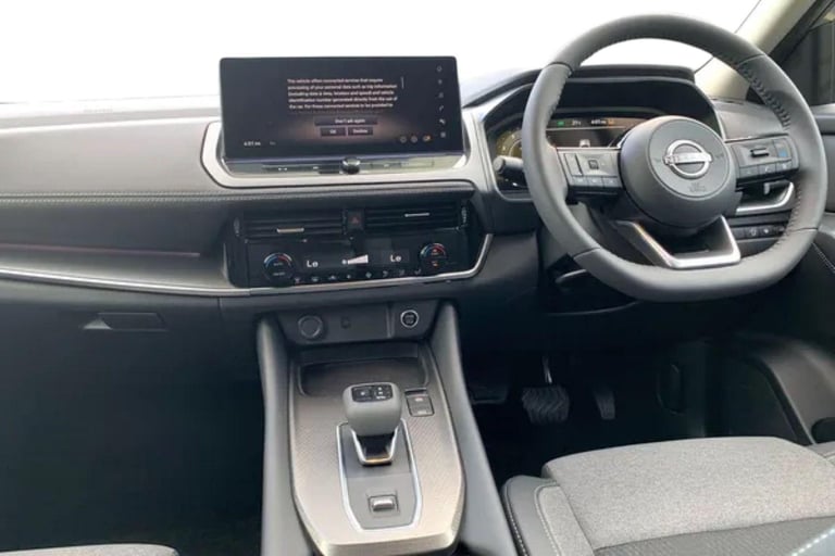 2025 Nissan Qashqai 1.3 DiG-T MH 158 N-Connecta [Glass Rf] 5dr Xtronic Hatchback Petrol Automatic