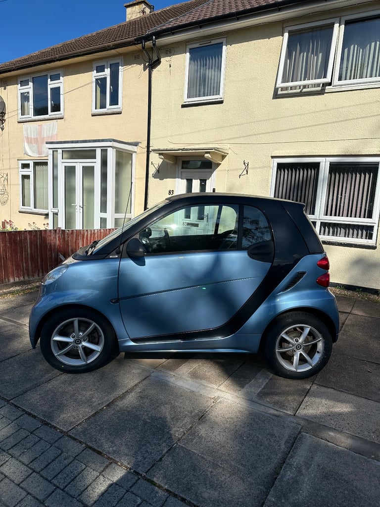Smart, FORTWO COUPE, Coupe, 2011, Semi-Auto, 999 (cc), 2 doors