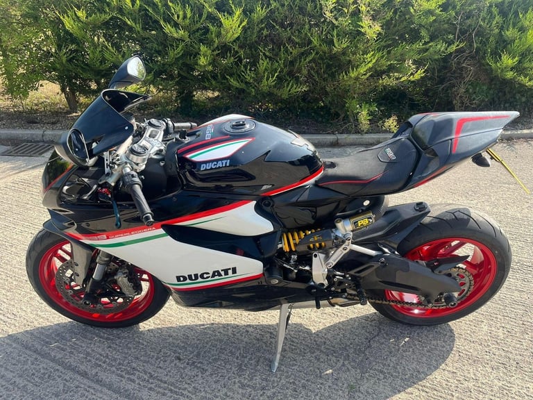 2014 64 DUCATI 899 PANIGALE SPORTS SUERLEGGERA COLOURS NEW MOT HPI CLEAR