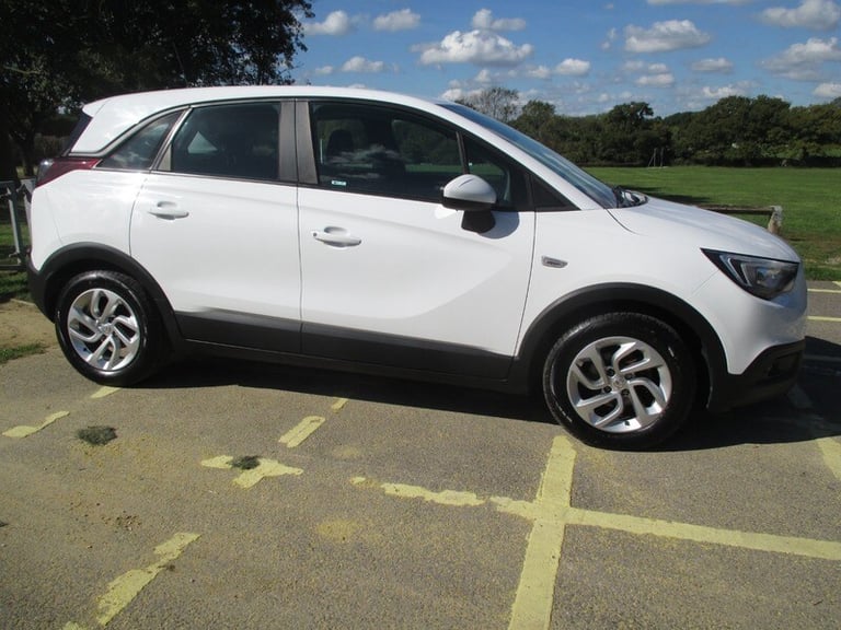 Vauxhall Crossland X SE