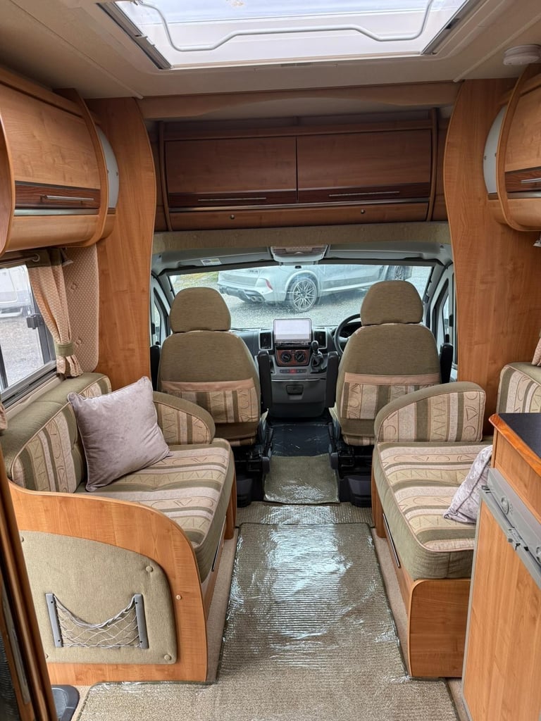 2009 - Auto Trail Cheyenne - 3 ltr -  44,000 miles - 4 berth / 2 belts 