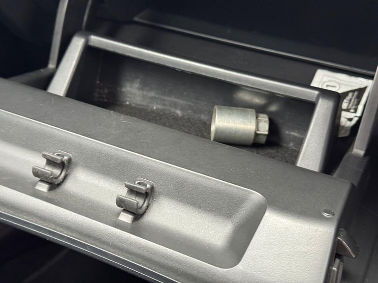 2017 Nissan Juke 1.2 DIG-T Acenta Euro 6 (s/s) 5dr HATCHBACK Petrol Manual