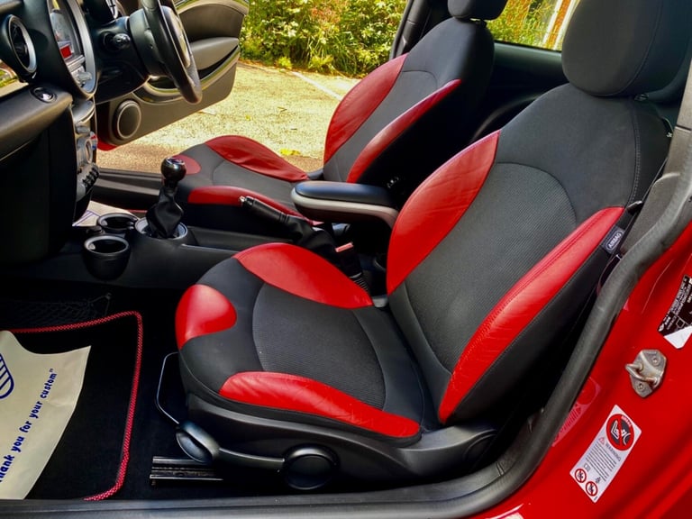 MINI MINI JOHN COOPER WORKS EDITION 211BHP FSH STUNNING RARE CAR SOON TO BE