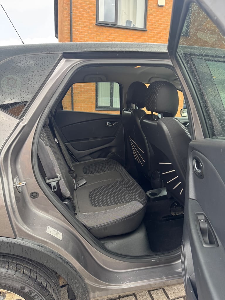 Renault, CAPTUR, Hatchback, 2017, Manual, 1461 (cc), 5 doors