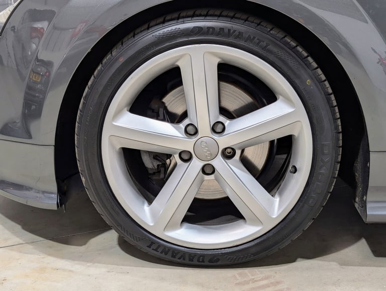 2011 AUDI TT 2.0 TFSI Quattro S-Line S-Tronic, 2 owners, daytona grey, alcantara