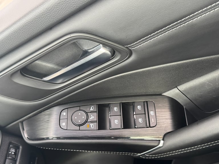 2023 Nissan Qashqai 1.3 DiG-T MH N-Connecta 5dr Hatchback Petrol Manual