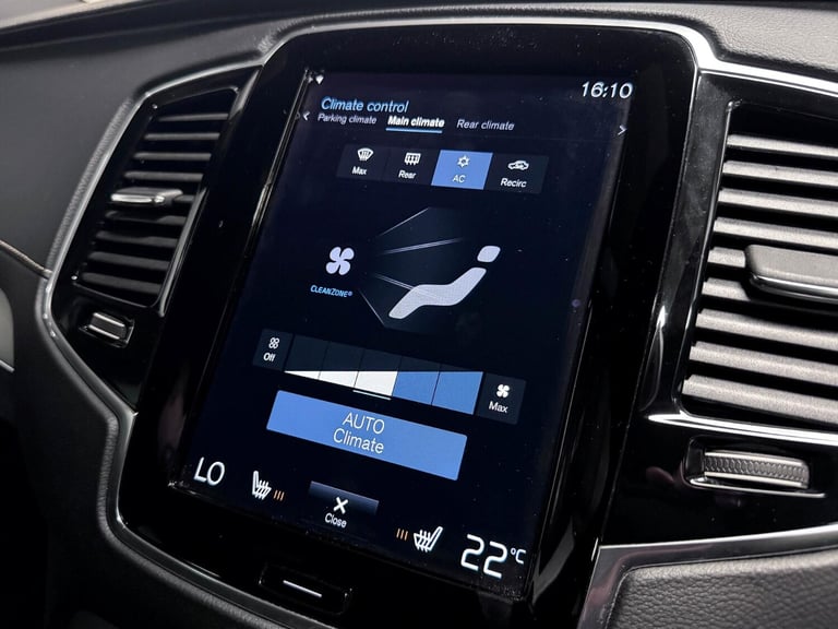 2022 Volvo XC90 2.0h T8 Recharge 18.8kWh R-Design SUV 5dr Petrol Plug-in Hybrid Auto 4WD Eu ESTAT...