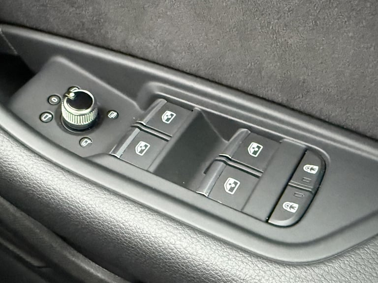 2023 Audi A4 Avant 2.0 TFSI 35 S line Estate 5dr Petrol S Tronic Euro 6 (s/s) (150 ps) ESTATE Pet...