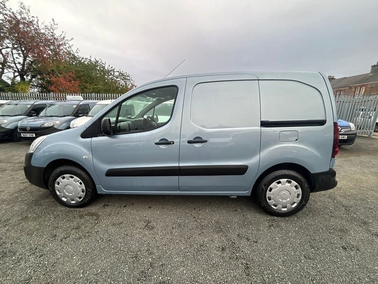 2018 Peugeot Partner 850 SE 1.6 BlueHDi 100 Van ATV PANEL VAN Diesel Manual