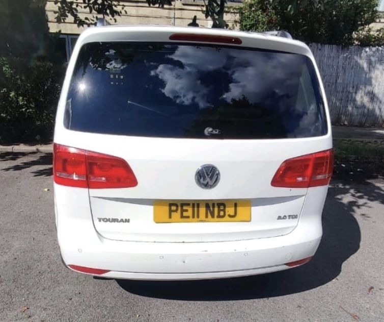 2011 Volkswagen Touran 2lt Diesel 12mth mot, low mileage for age