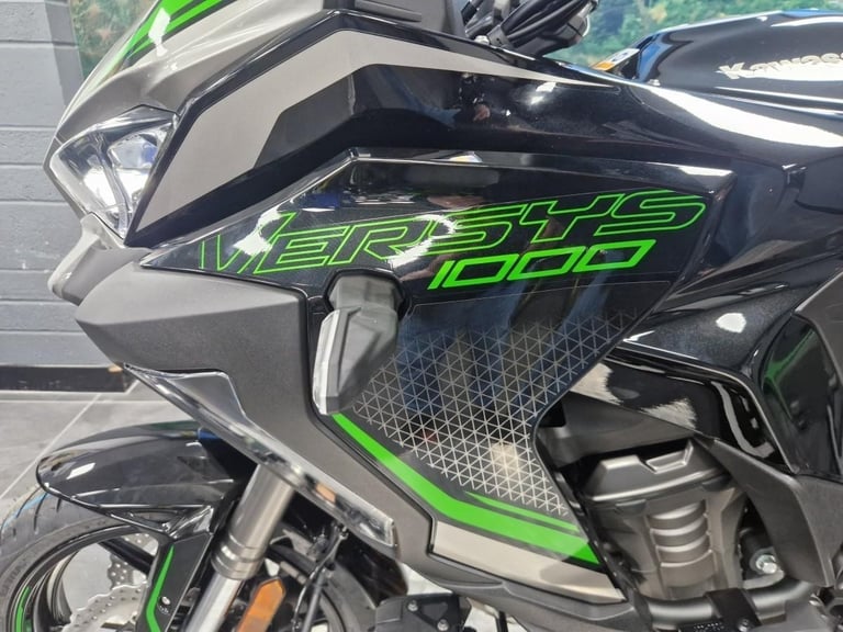 Kawasaki Versys 1000 SE Grand Tourer