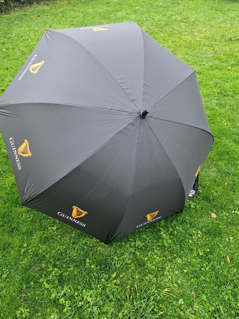 BRAND NEW Guinness golf umbrella 