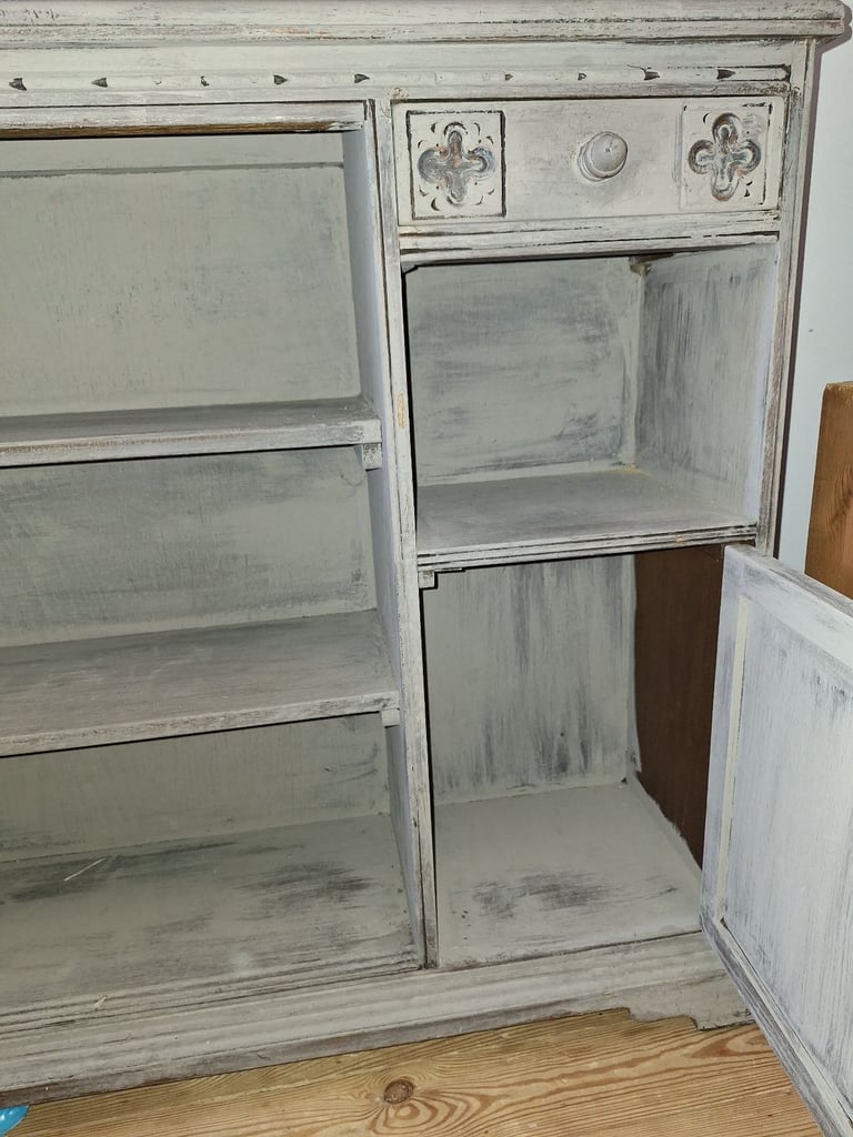 Oak Old Charm Furniture Shelving Unit