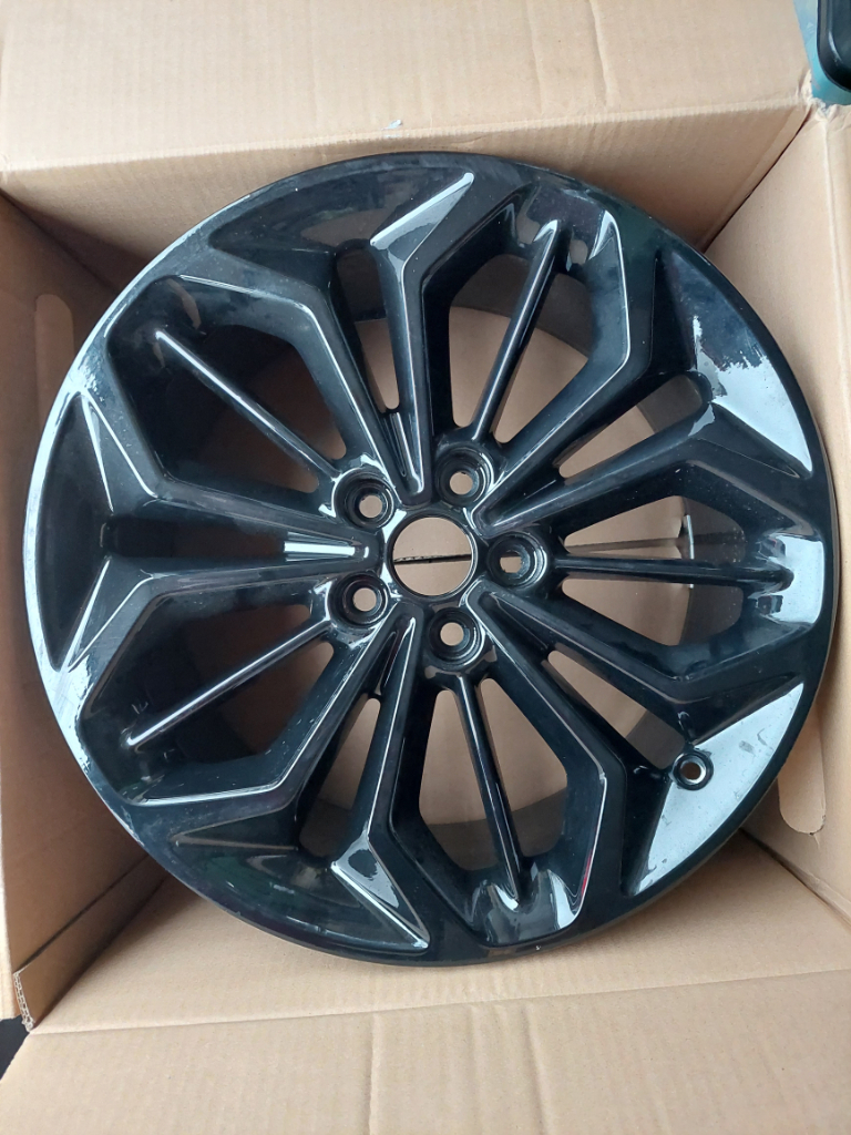 Ford Focus 2021 Black Alloys x 2