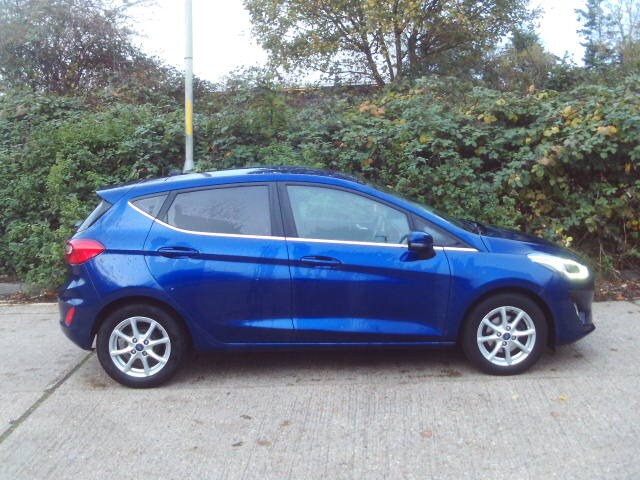 2017 Ford Fiesta 1.0 EcoBoost Zetec 5dr Blue 54k Miles FSH Years MOT Warranty HATCHBACK Petrol Ma...