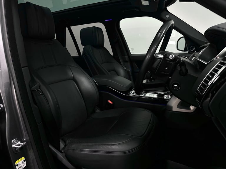 2019 Land Rover Range Rover Vogue 3.0 SDV6 Vogue Auto ( 275 bhp ) Station Wagon Diesel Automatic
