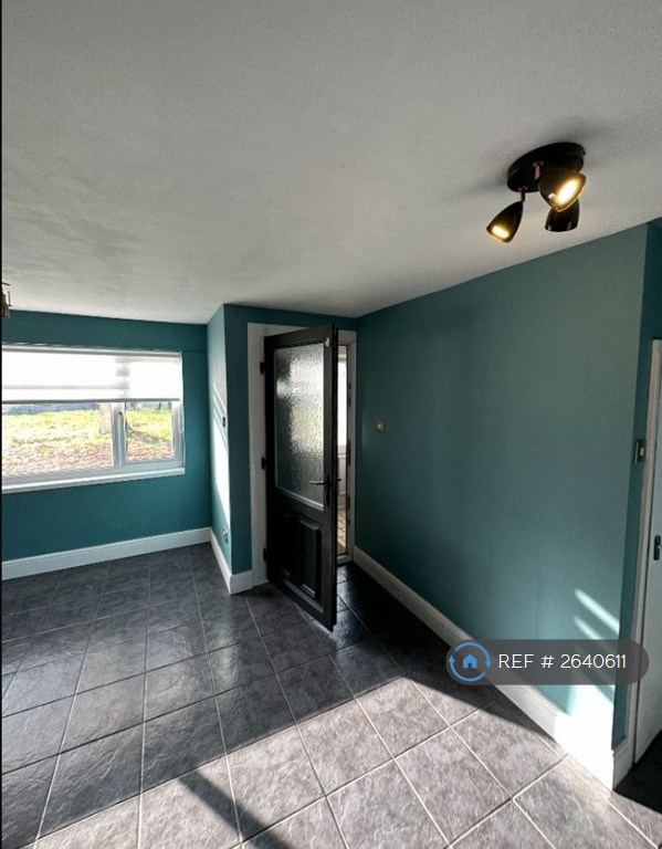 3 bedroom house in Long Riding, Basildon, SS14 (3 bed) (#2640611)